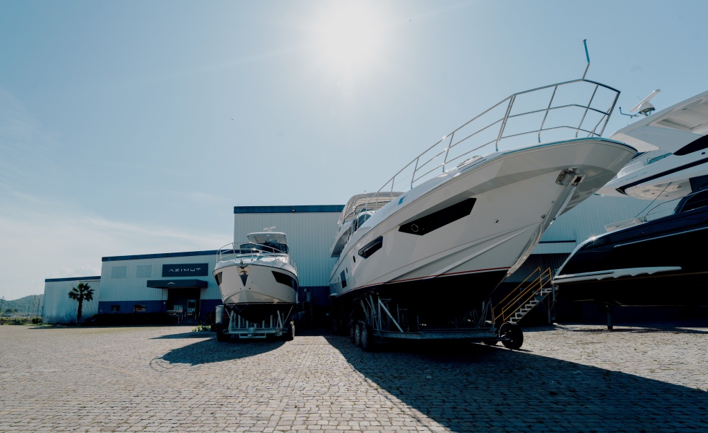 Azimut leva frota completa ao Boat Show